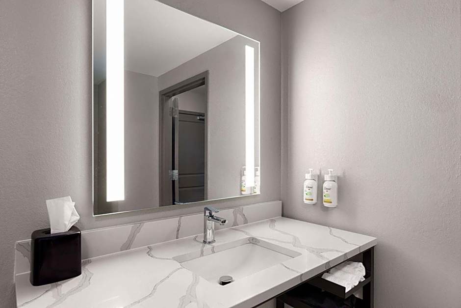 Hawthorn Extended Stay by Wyndham Knoxville