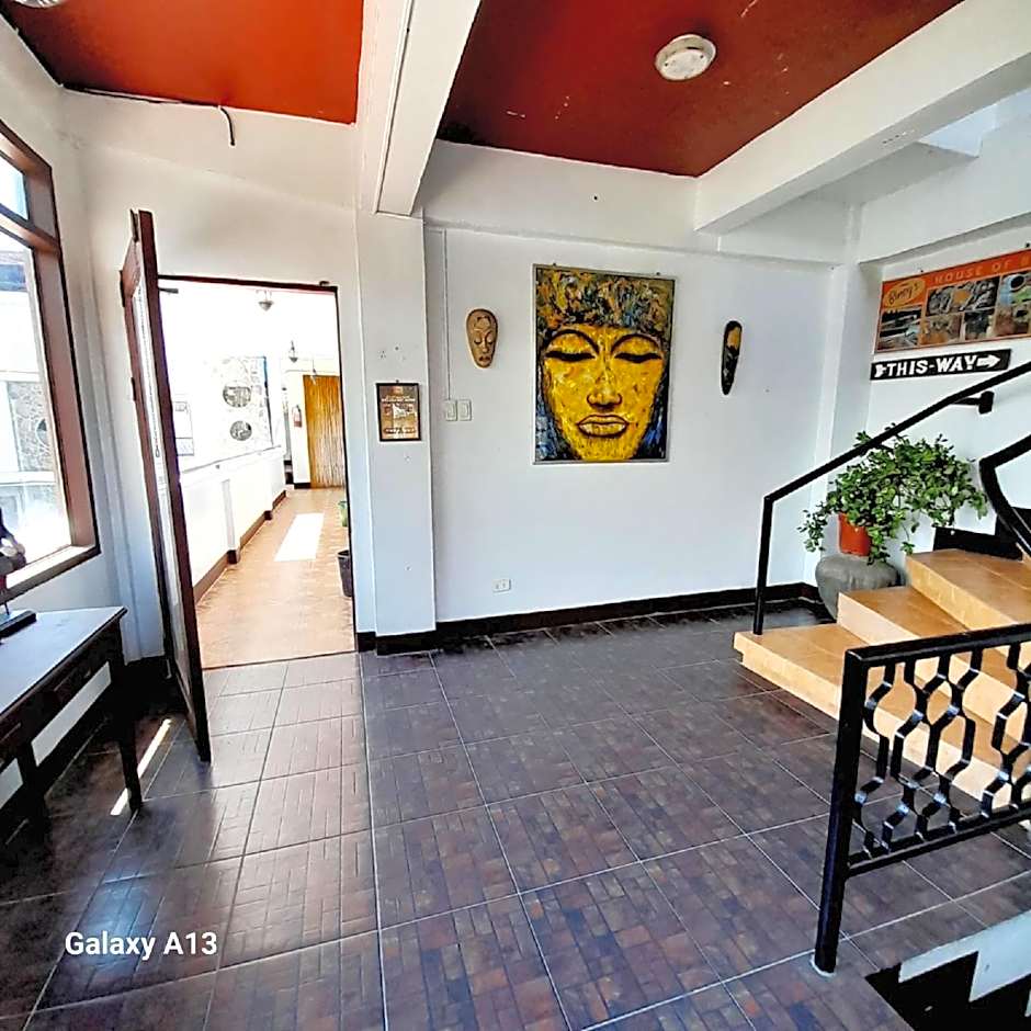 Antonios Pension House