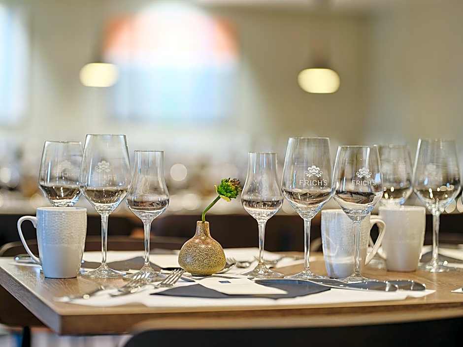 Frich`s Hotel Surnadal