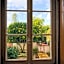 Happy Holiday Sintra Guesthouse & Breakfast