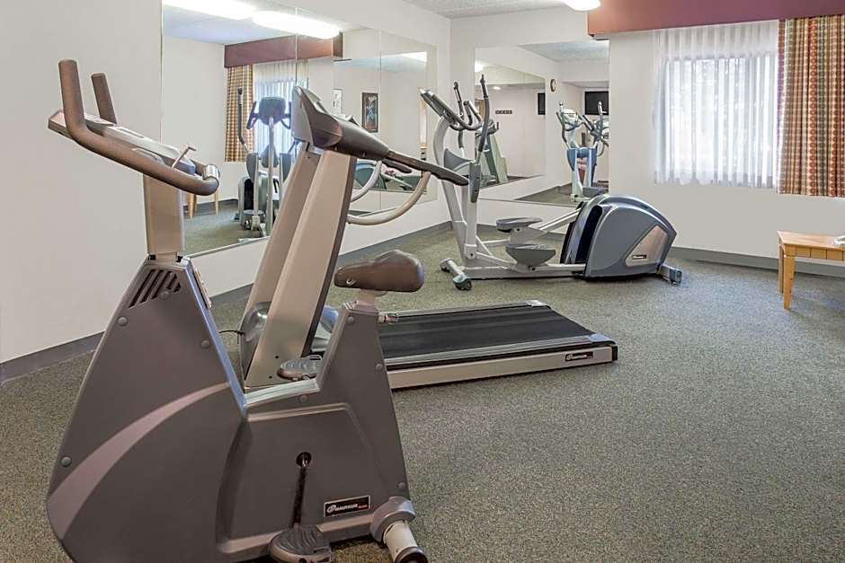 Baymont by Wyndham Janesville