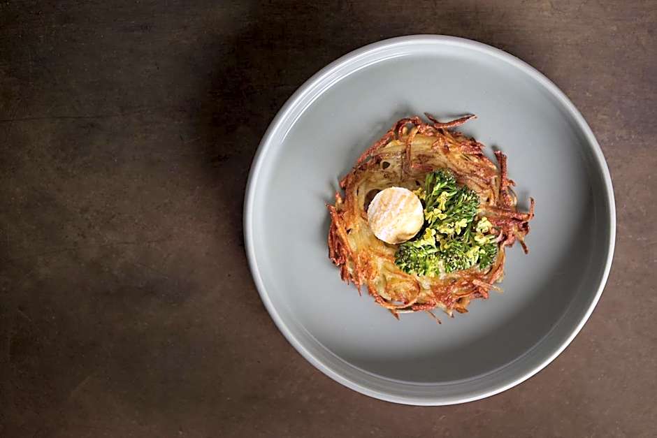 fink Restaurant & Suites