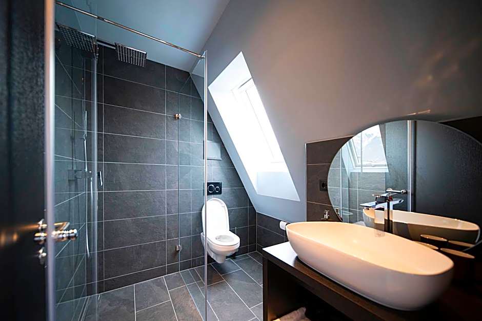 Blackhome Innsbruck City East I contactless check-in