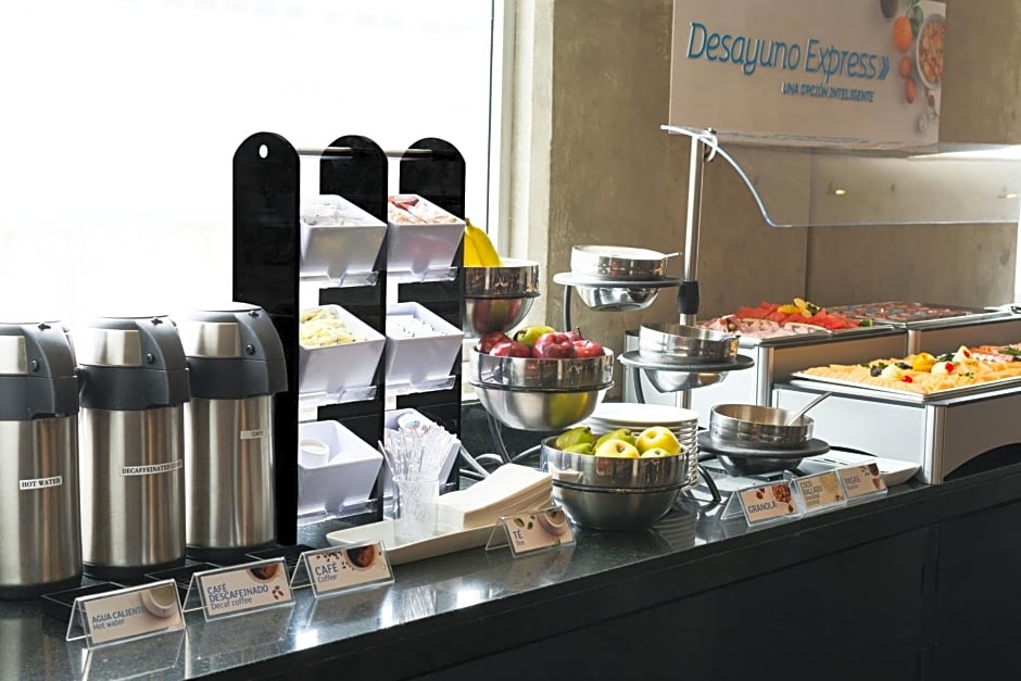 Holiday Inn Express Toluca Galerias Metepec By IHG