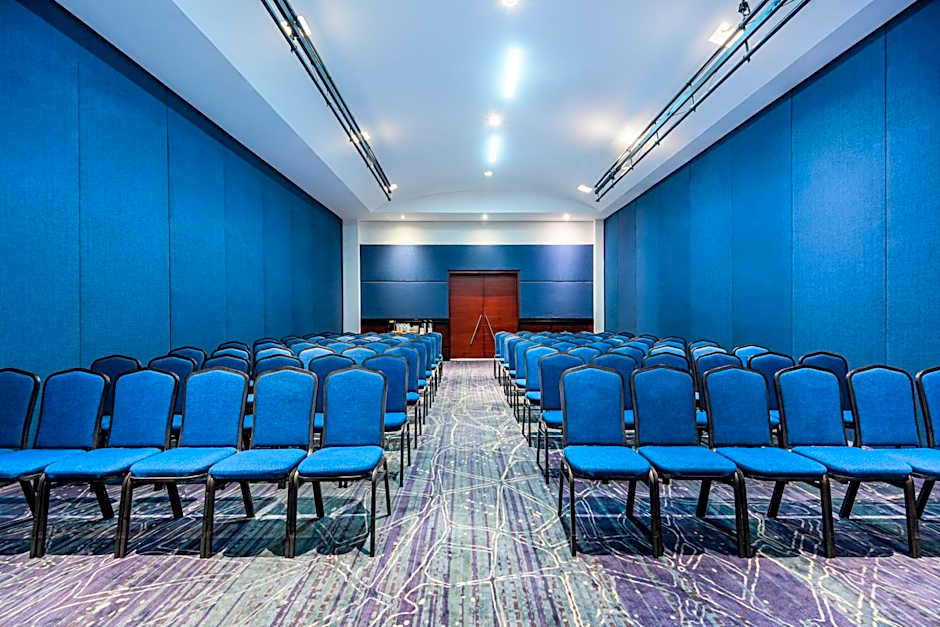 Cosmos 100 Hotel & Centro de Convenciones - Hoteles Cosmos