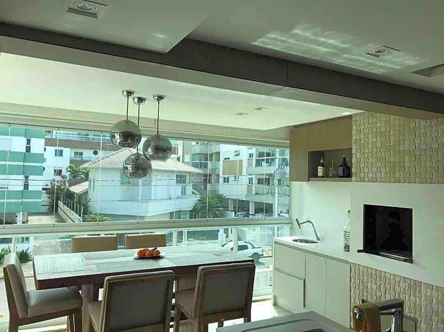 Luxury at the beach!Wi-Fi500Mpbs