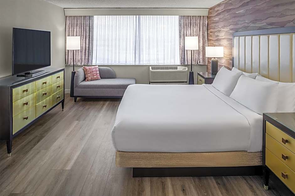 DoubleTree By Hilton Hotel Rochester