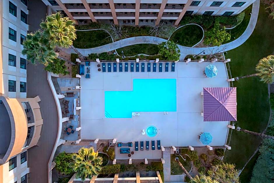 Courtyard by Marriott Santa Clarita Valencia