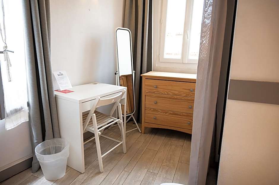 Le palais, hôtel - restaurant