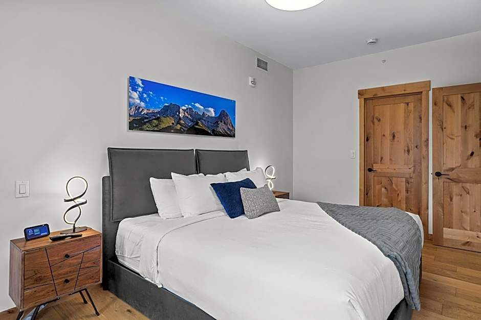 Spring Creek Luxury - managed by Little Sister Getaways