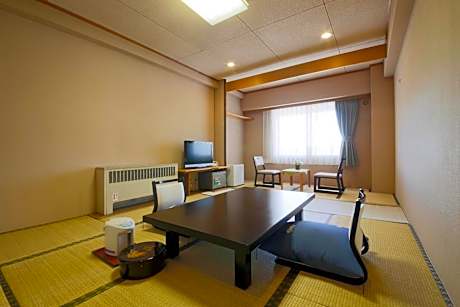 Japanese-Style Room