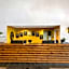 Rodeway Inn & Suites