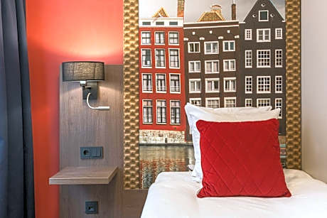 Comfort Room 1 Single Bed