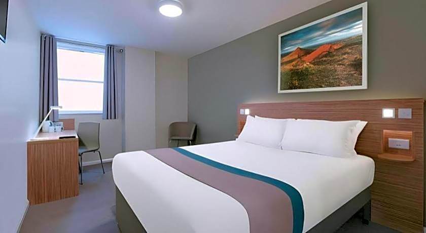 Travelodge Kingston upon Thames Central