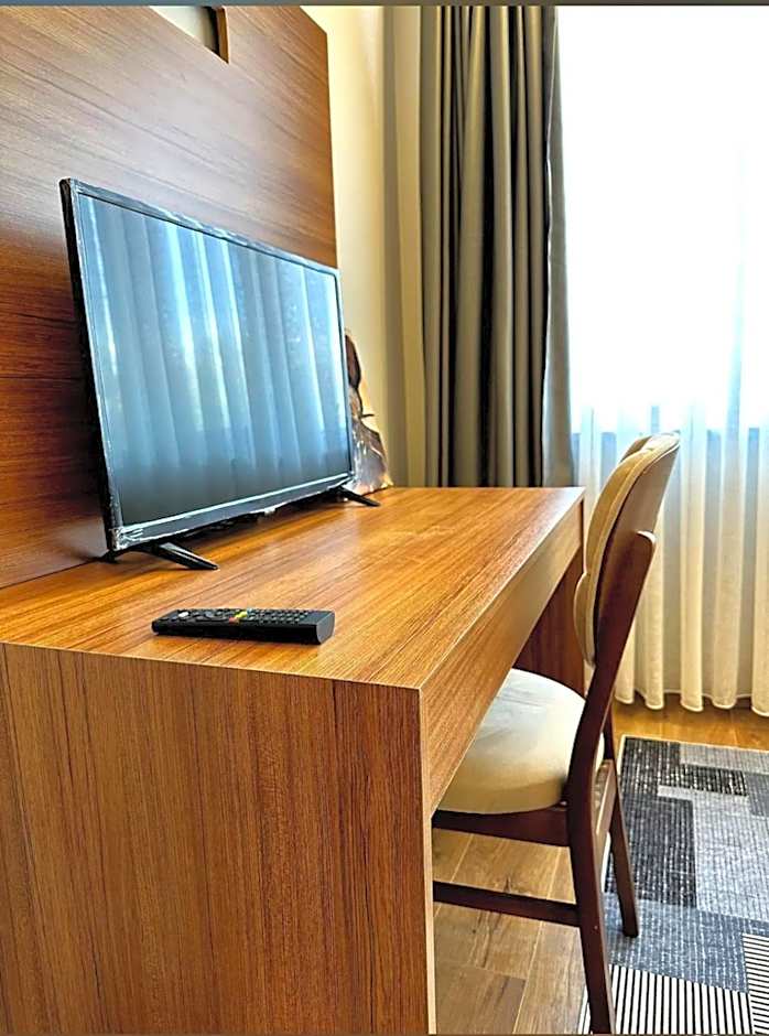 The Port Palace Hotel