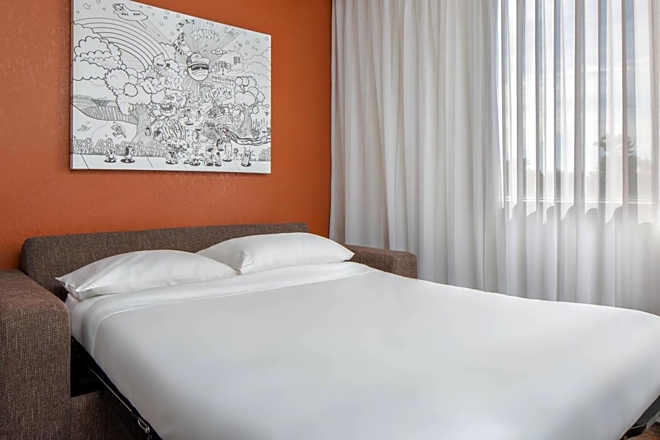 Renaissance Indianapolis North Hotel