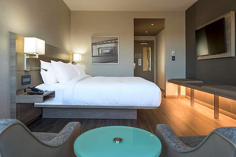 AC Hotel by Marriott Boston North