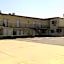 Manhattan Inn & Suites