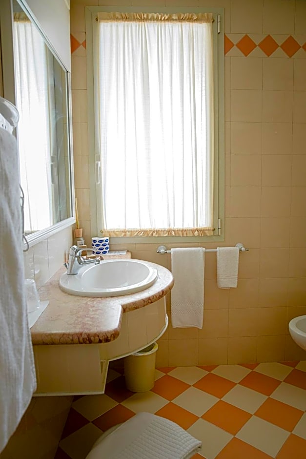 Hotel San Genesio