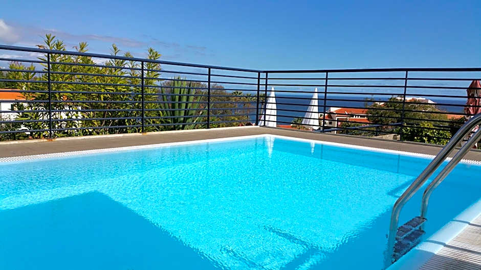 Terrace Mar Suite Hotel