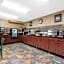 Days Inn & Suites by Wyndham Baxter Brainerd Area