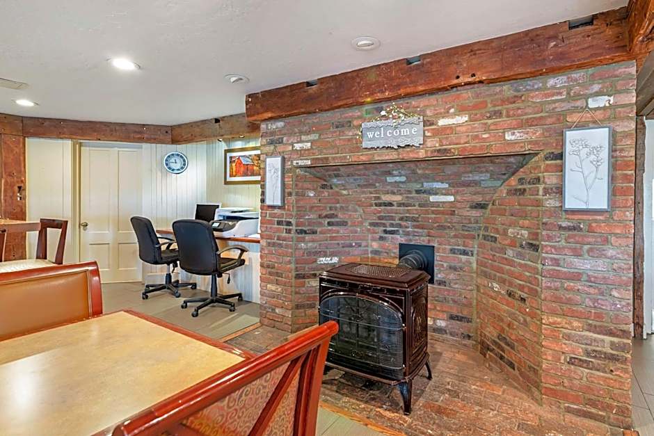 Best Western Inn & Suites Rutland/Killington