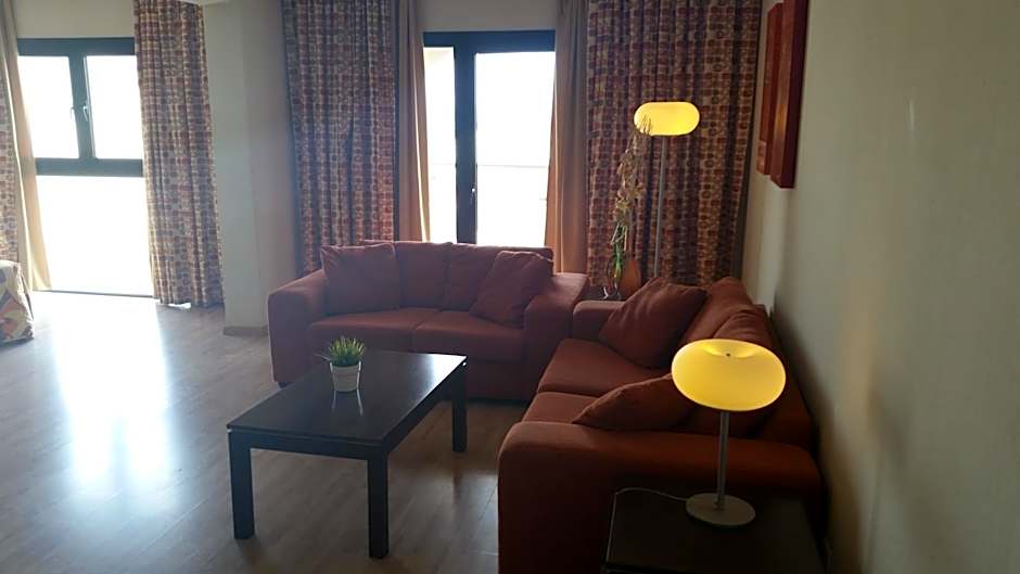 Livadhiotis City Hotel