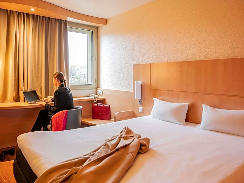 ibis Nantes Centre Gare Sud