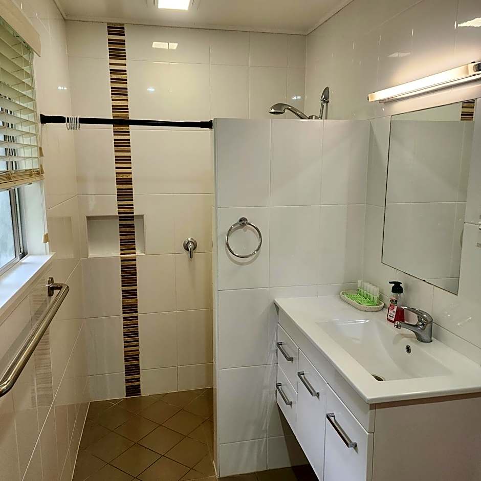 Atherton Hinterland Motel