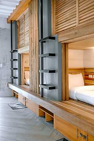 Happiness Hostel Siargao