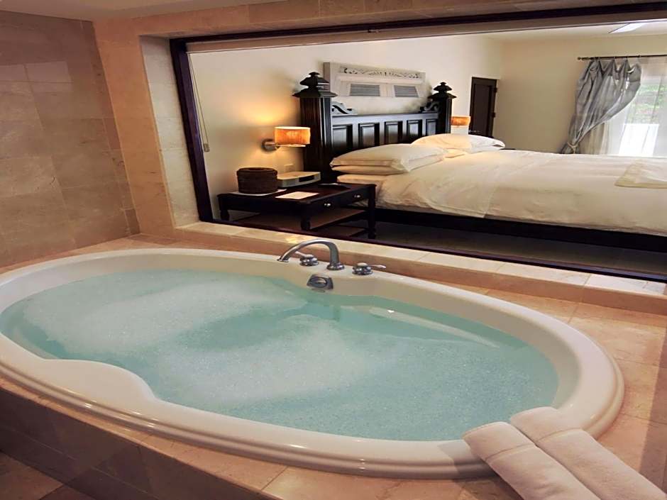 Casa Colonial Beach & Spa