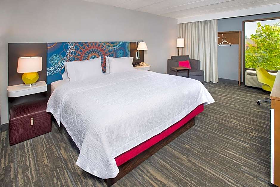 Hampton Inn By Hilton And Suites Annapolis