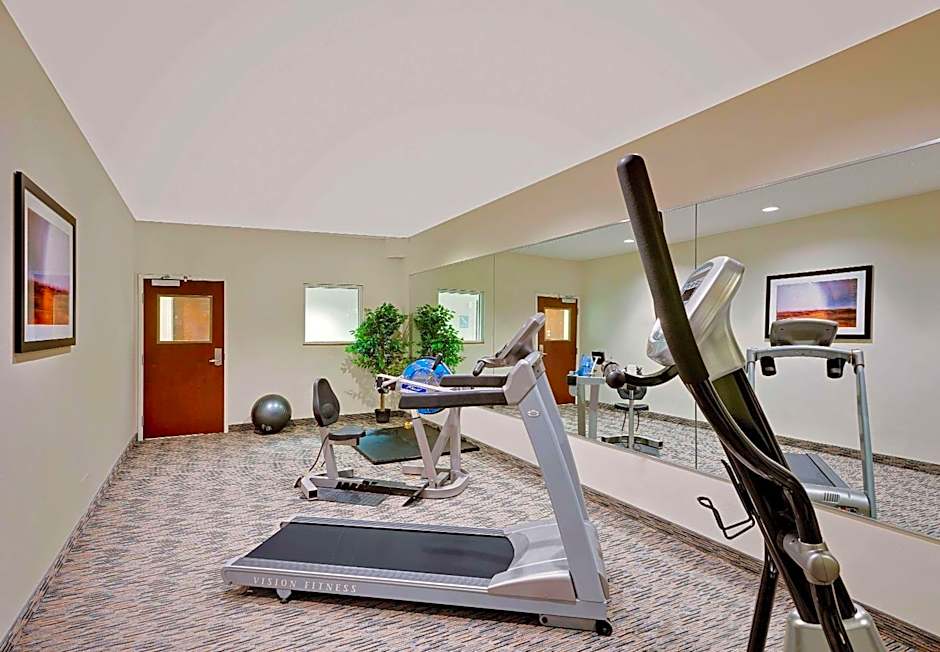 Microtel Inn & Suites by Wyndham Geneva