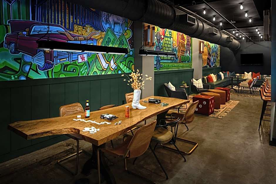 Moxy Houston Downtown