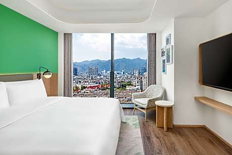 Element Suite, 1 Bedroom Suite, 1 King, Mountain view