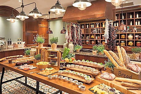 Executive Room, 1 King Bed, Non Smoking