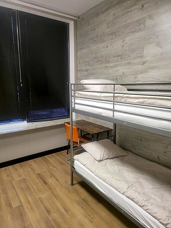 Rooms4Rest Bokserska - Private rooms for tourists