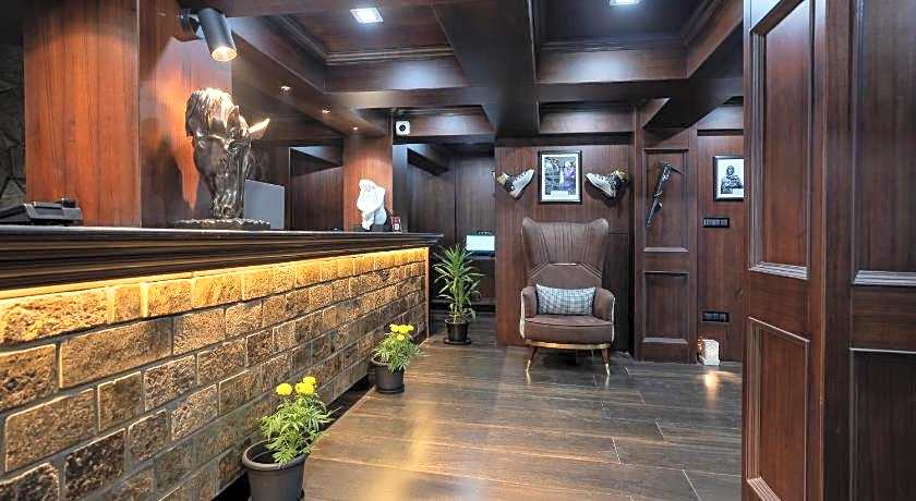 The West Gate Posada by Summit