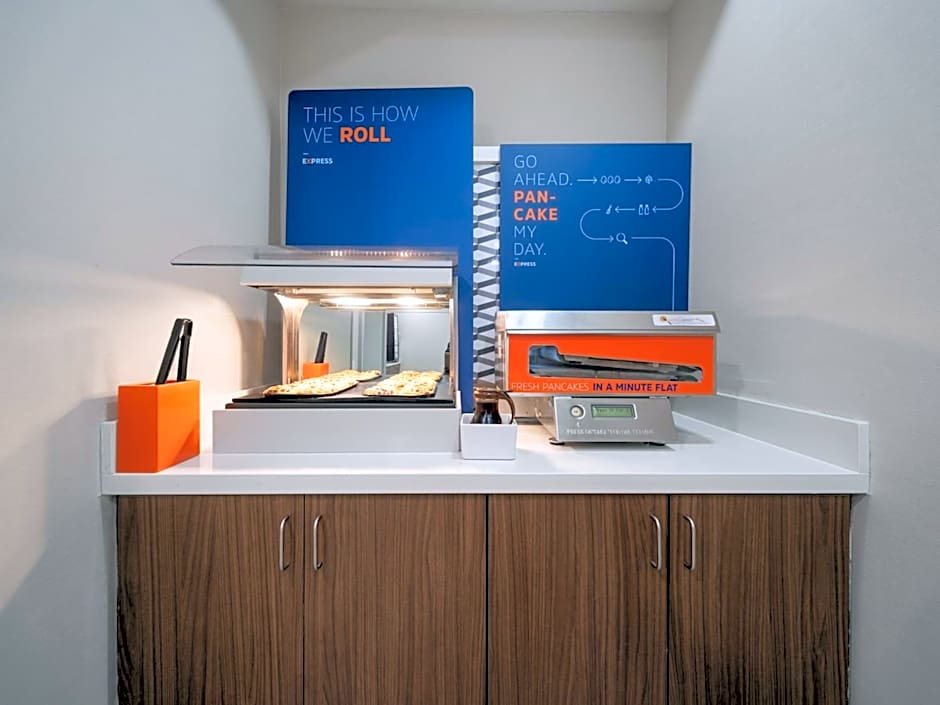 Holiday Inn Express Charlotte West - Gastonia By IHG