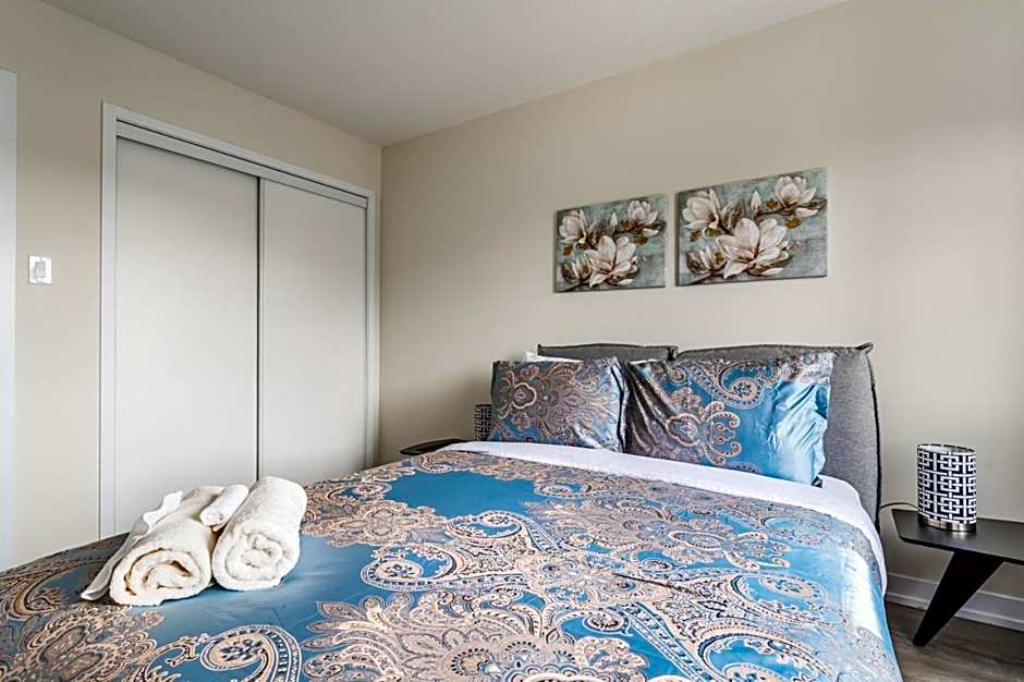 Luxury Town close to Fairview Casino in Niagra Falls