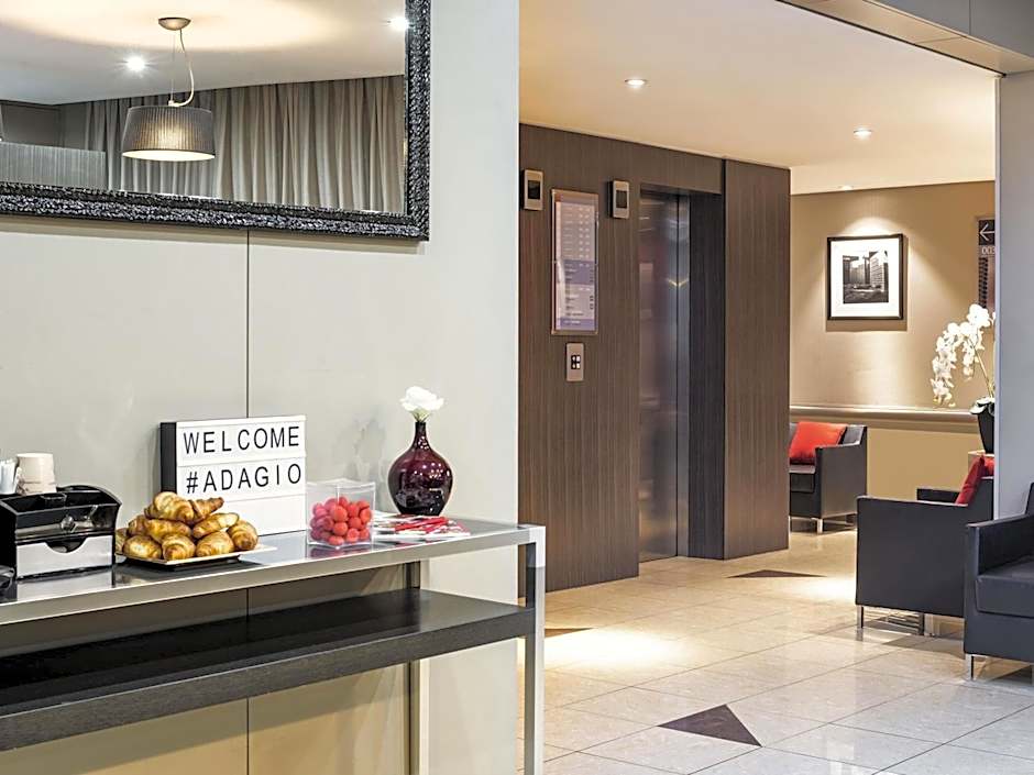 Adagio La Defense Esplanade Aparthotel
