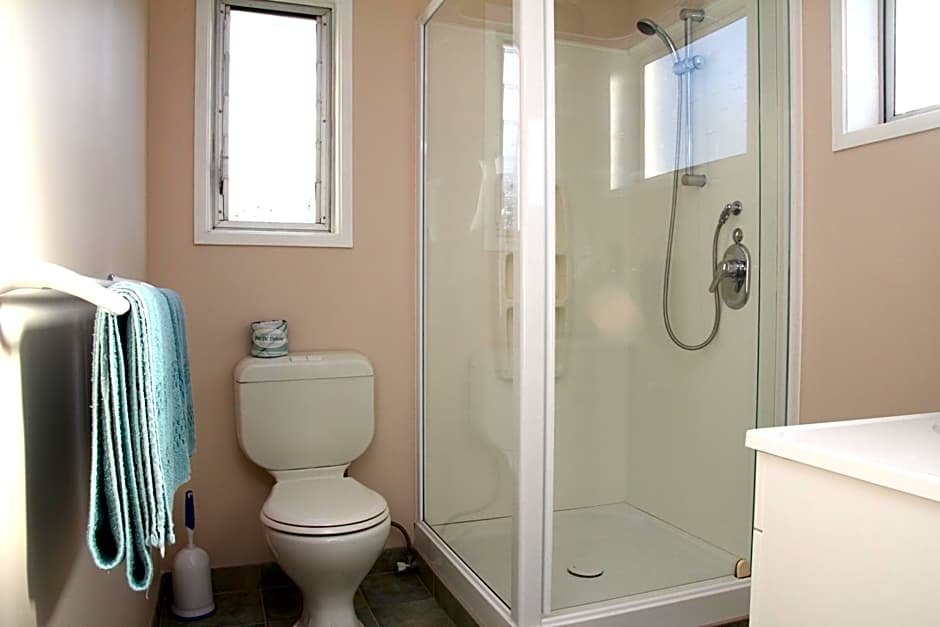 Cook's Lookout Motel