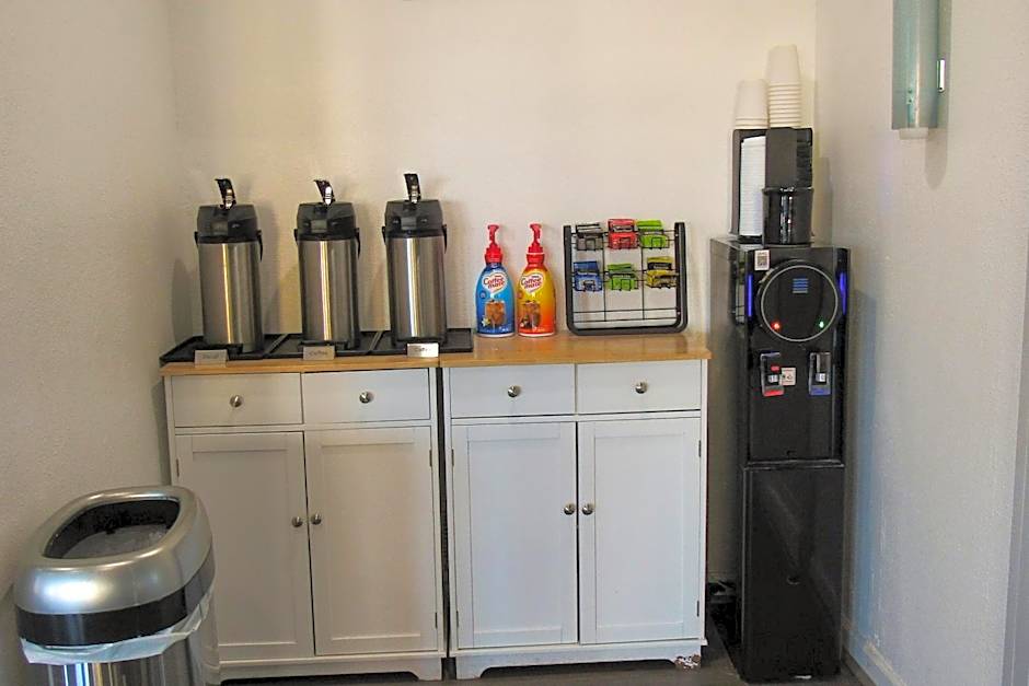 Capri Suites Anaheim