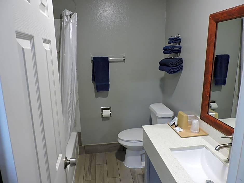 Coachman's Inn & Suites