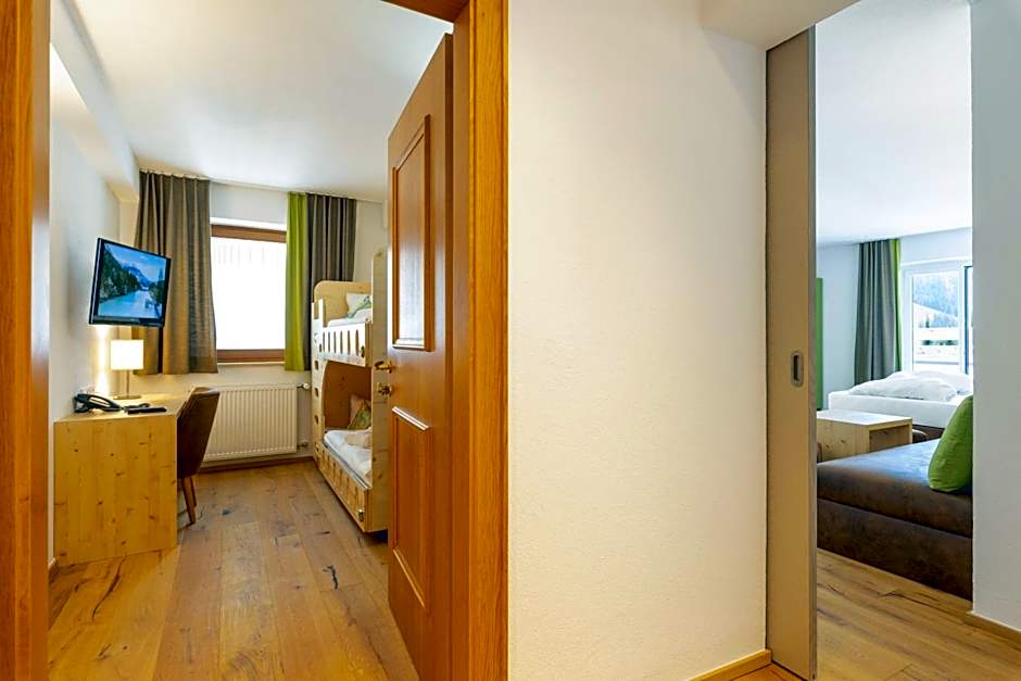 Familotel Kaiserhof - Families only