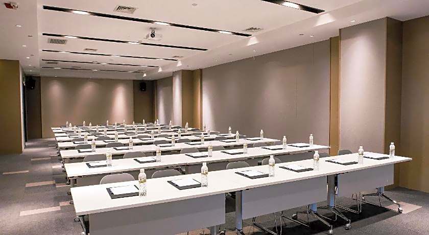 Holiday Inn Express Harbin Qunli By IHG