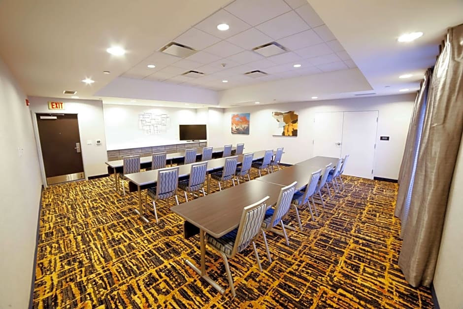 Hampton Inn By Hilton & Suites Forest City