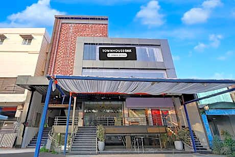 Townhouse Oak Ram Lala Mandir Kanpur Formerly Hotel Sun Rise