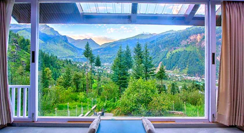 Baan By Snow City Farm