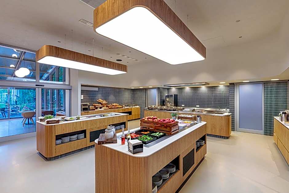 Holiday Inn Prague Congress Centre By IHG